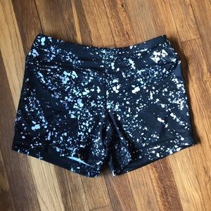 Black and white compression shorts, size medium